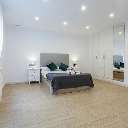 Luxe Vista Historico 5 Rooms 4 Banos 헤레스 외부 사진